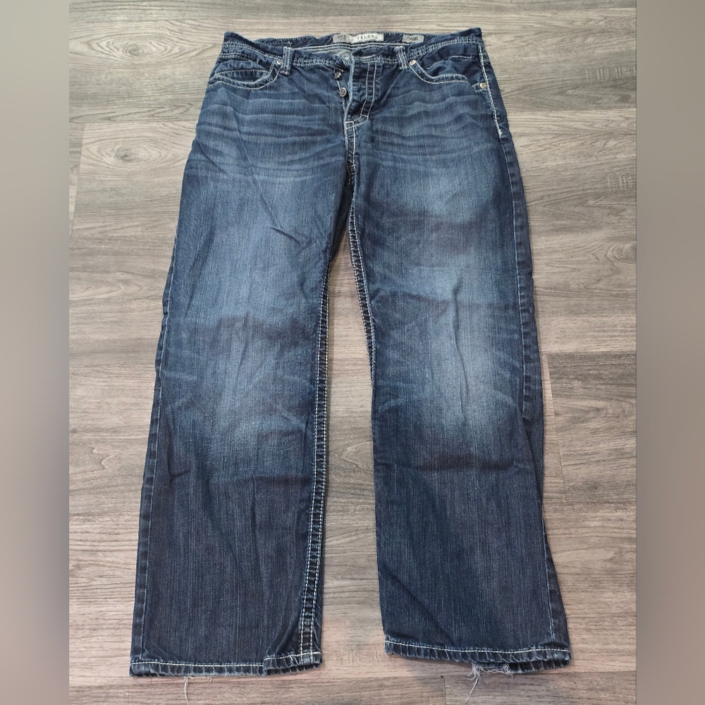 Classic Men's Blue Wash Jeans